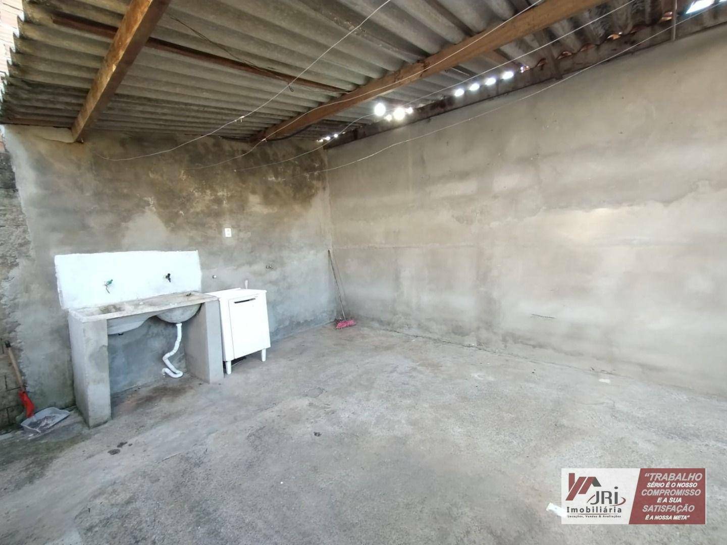 Casa para alugar com 2 quartos, 35m² - Foto 11