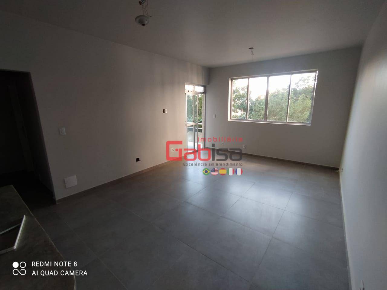 Apartamento à venda com 2 quartos, 86m² - Foto 2