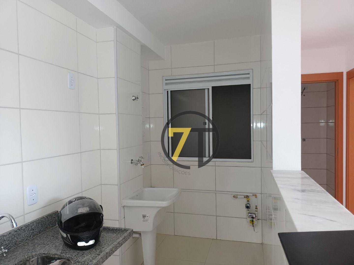 Apartamento à venda com 2 quartos, 56m² - Foto 12