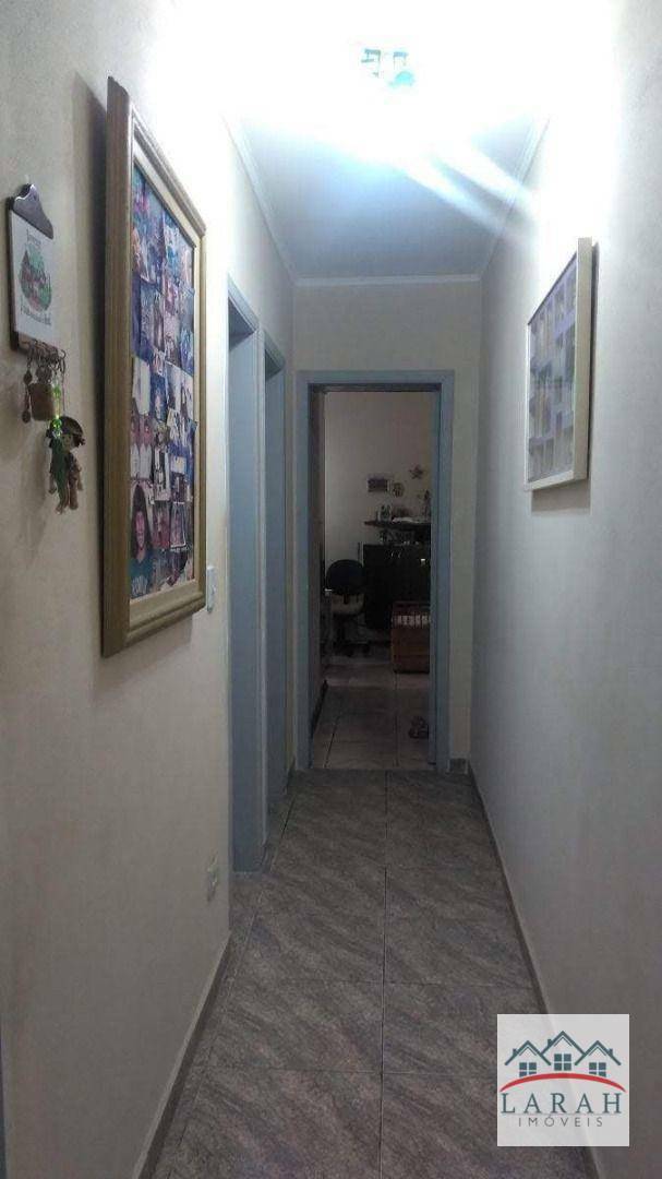 Apartamento à venda com 2 quartos, 69m² - Foto 21