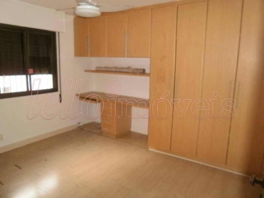 Apartamento para alugar com 4 quartos, 210m² - Foto 12