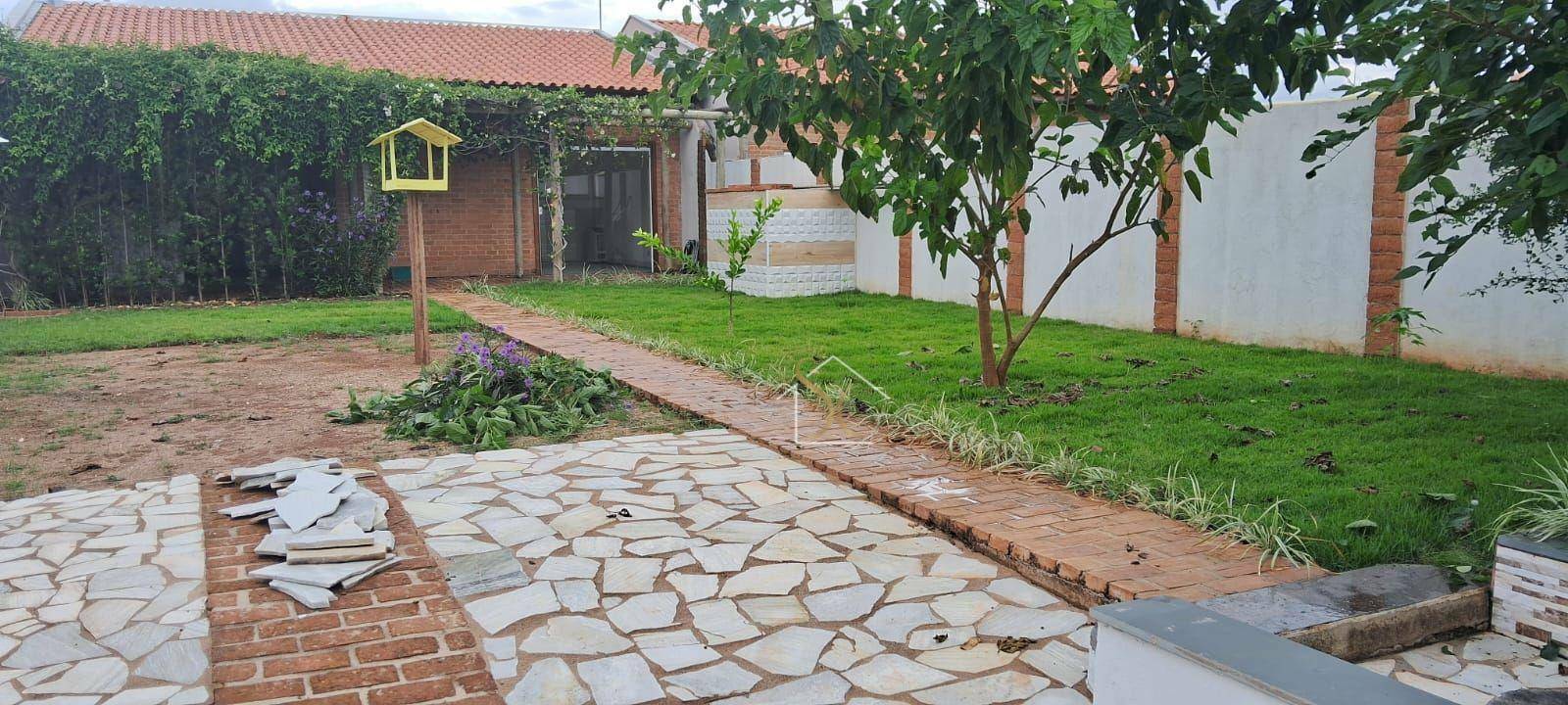 Casa à venda com 1 quarto, 60m² - Foto 1