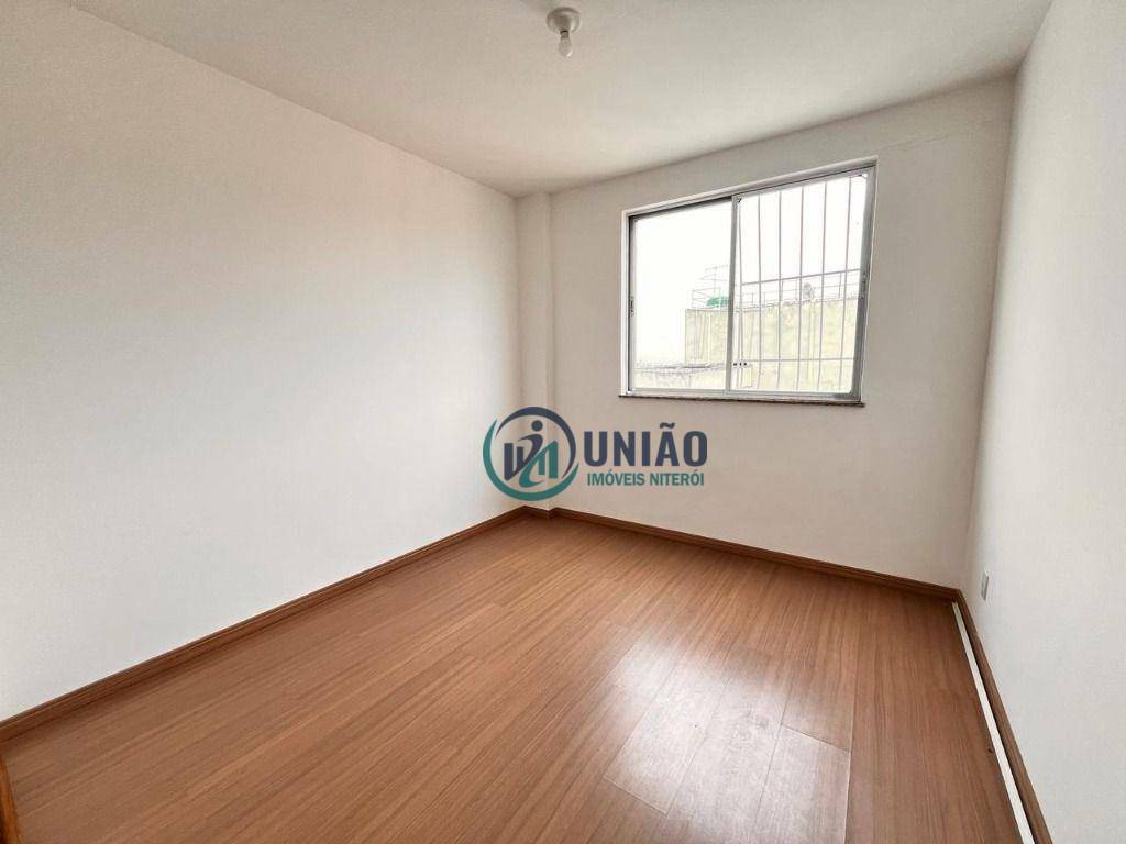 Apartamento à venda com 2 quartos, 62m² - Foto 13