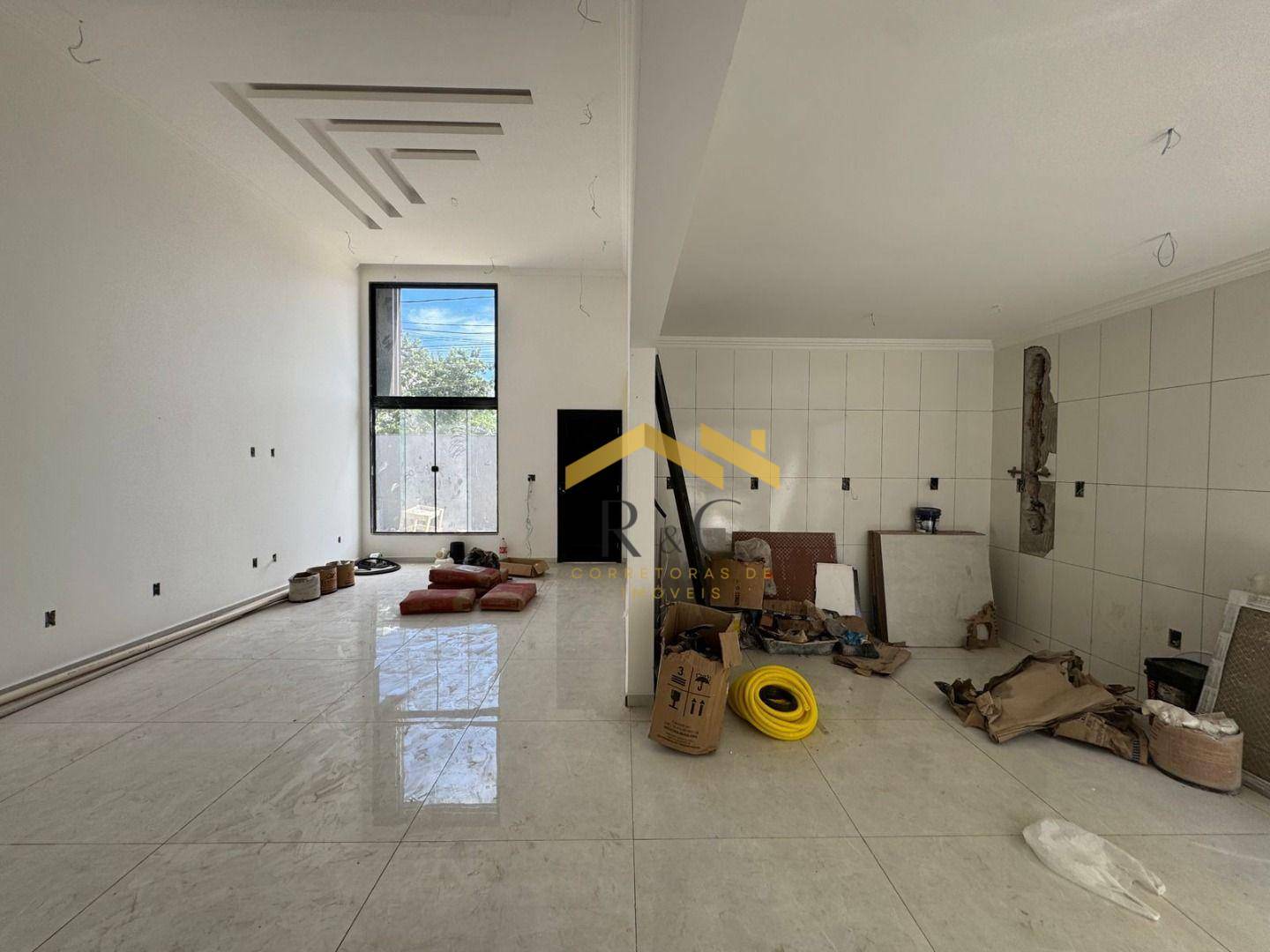 Casa à venda com 3 quartos, 140m² - Foto 4