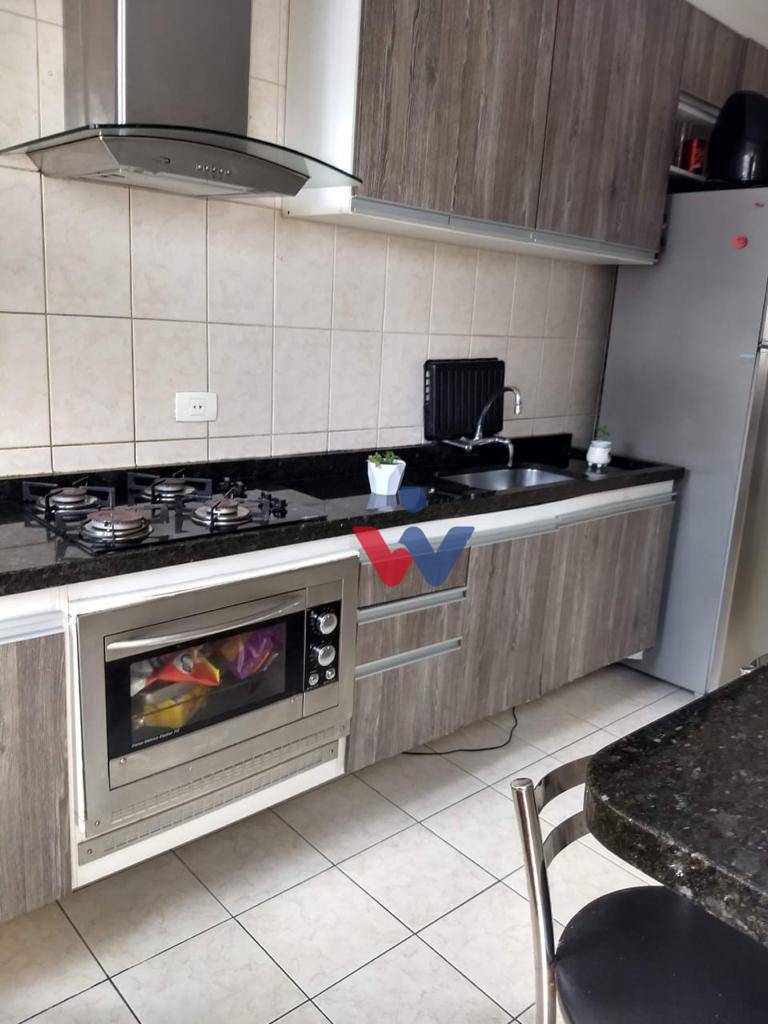 Sobrado à venda com 4 quartos, 100m² - Foto 4