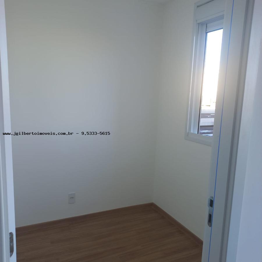 Apartamento à venda com 2 quartos, 37m² - Foto 17