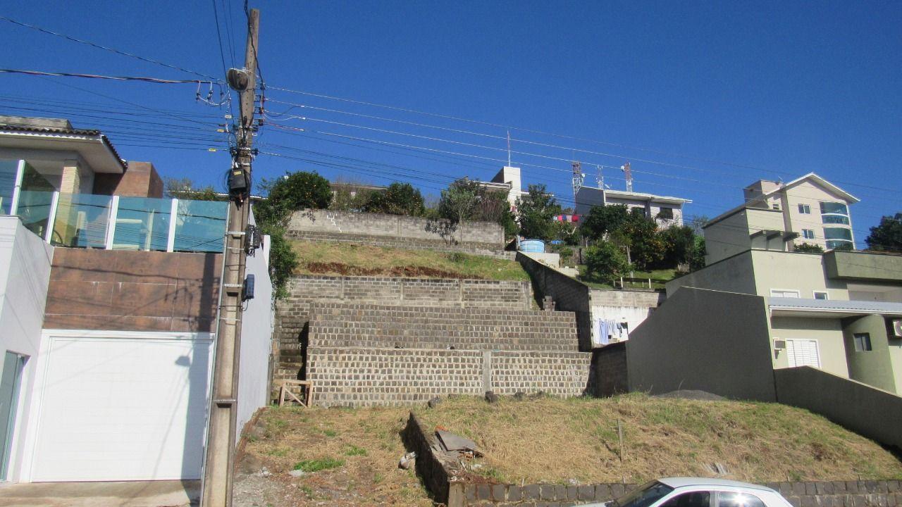 Terreno à venda, 450m² - Foto 1