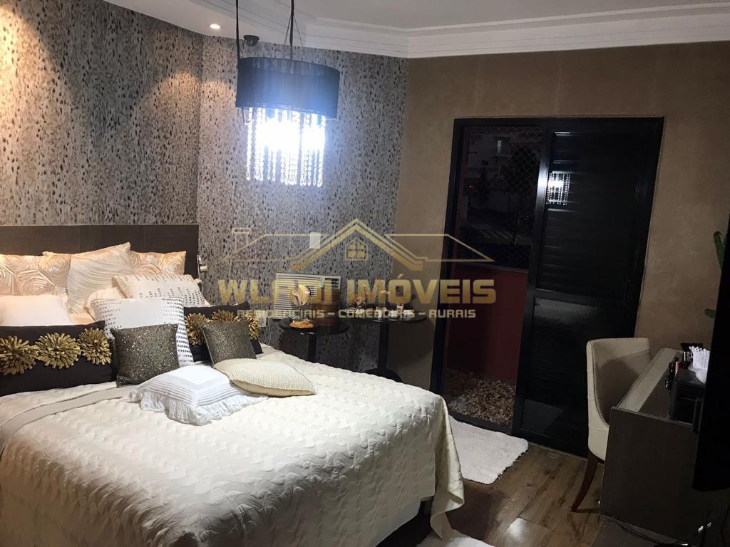 Apartamento à venda com 3 quartos, 140m² - Foto 4