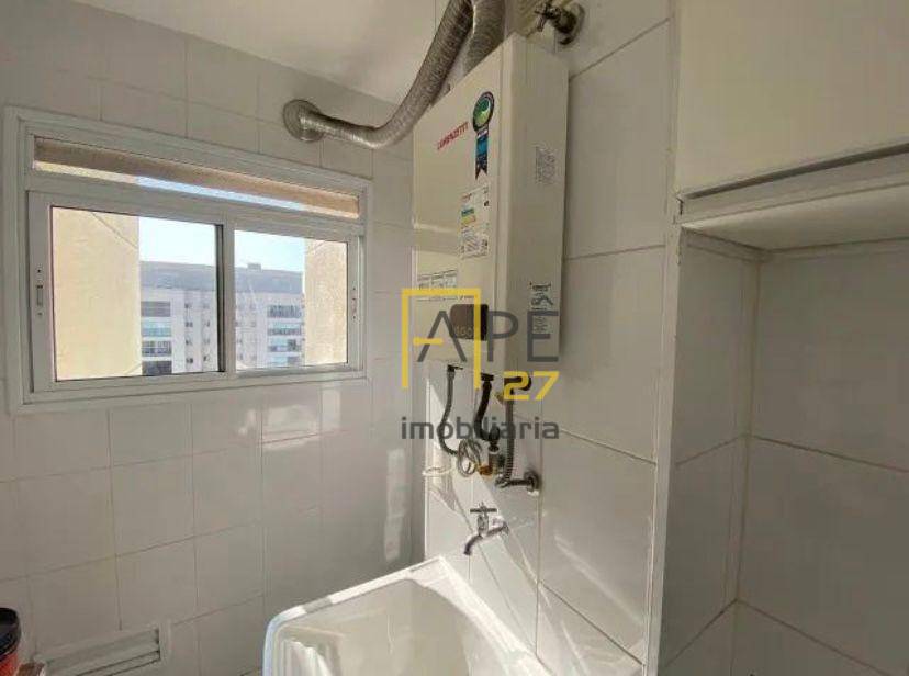 Apartamento para alugar com 2 quartos, 65m² - Foto 5