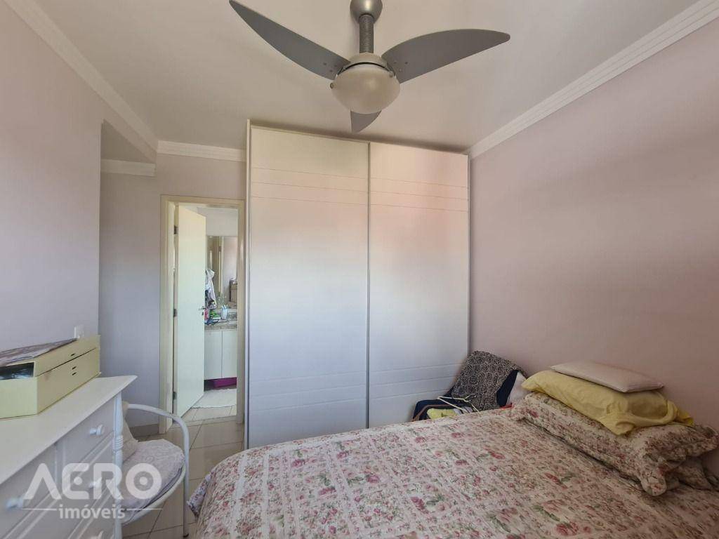 Apartamento à venda com 4 quartos, 147m² - Foto 7