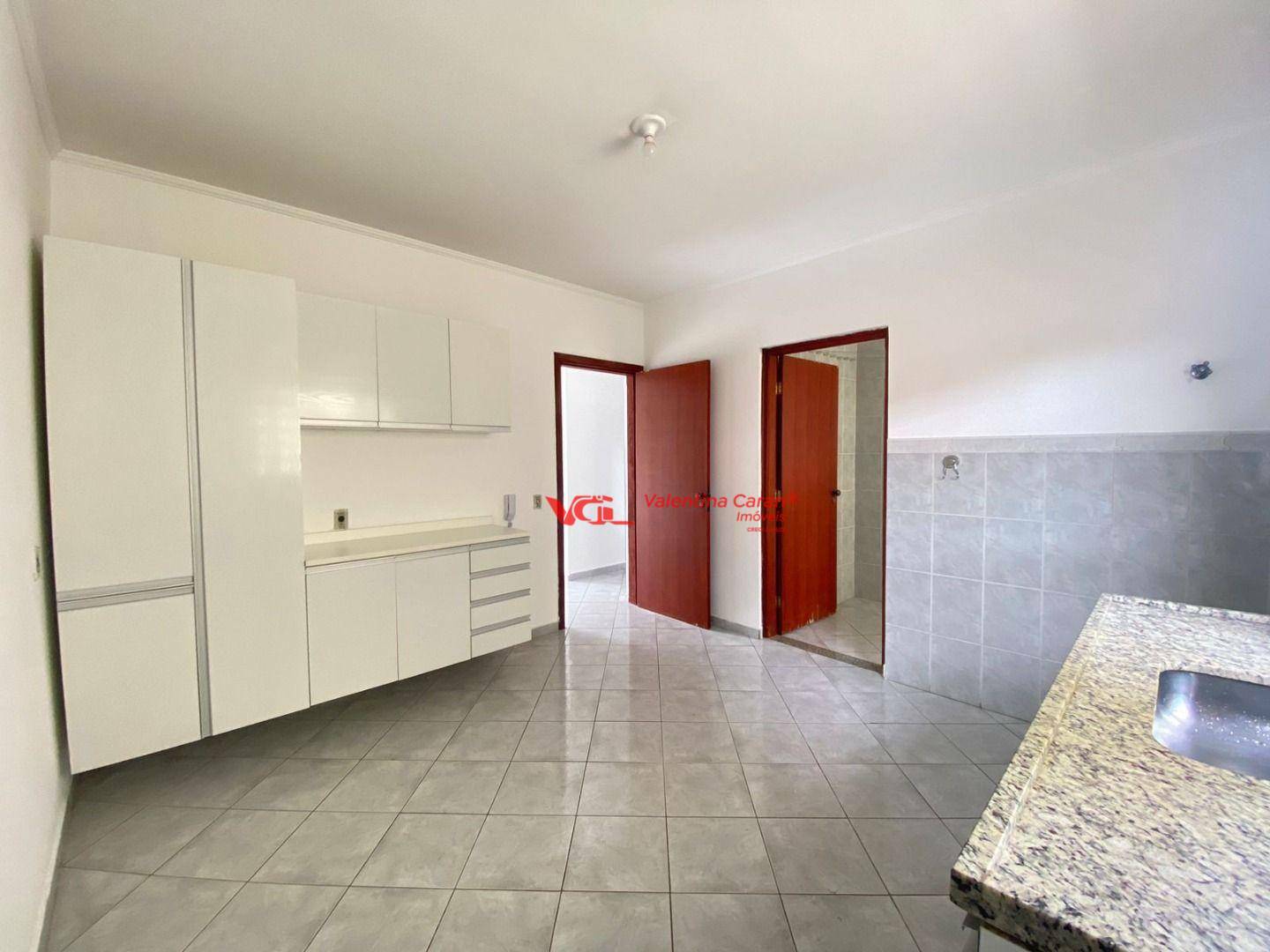 Apartamento para alugar com 2 quartos, 83m² - Foto 9