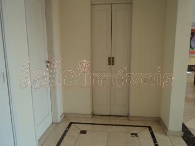 Apartamento para alugar com 3 quartos, 360m² - Foto 4