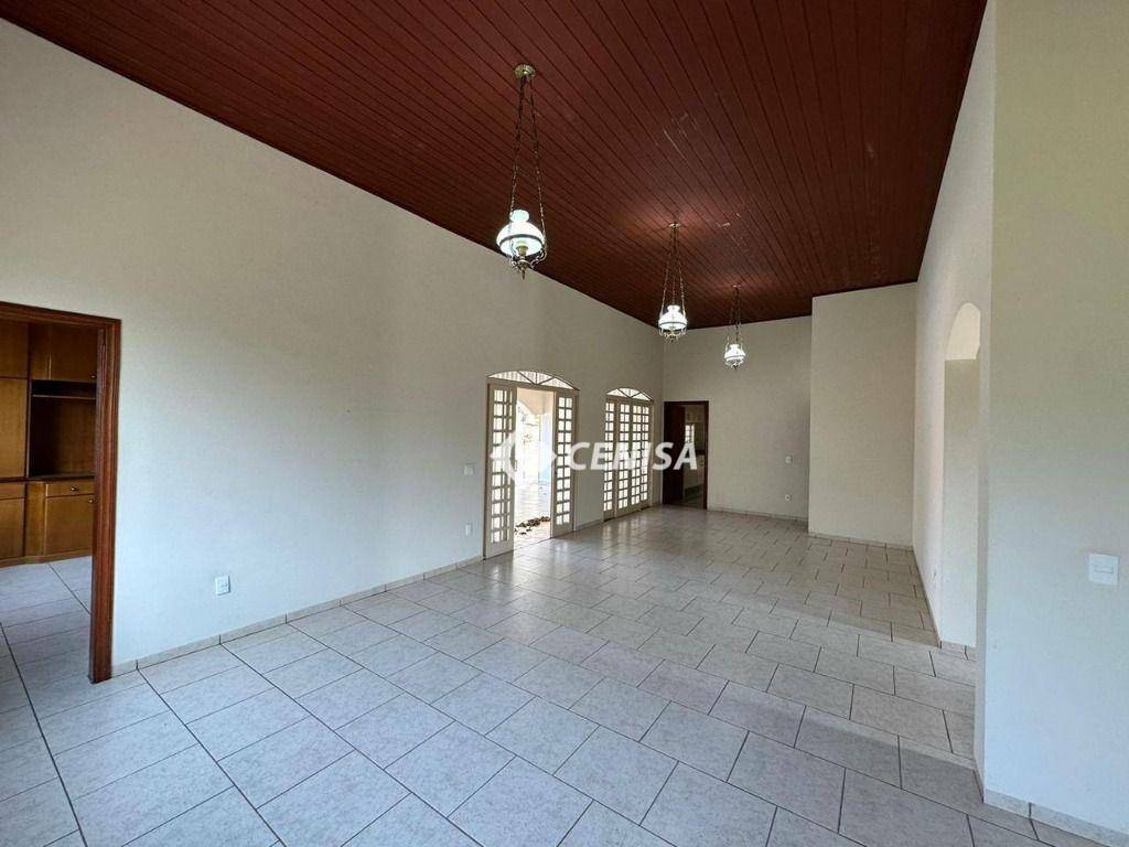 Casa à venda e aluguel com 3 quartos, 314m² - Foto 6