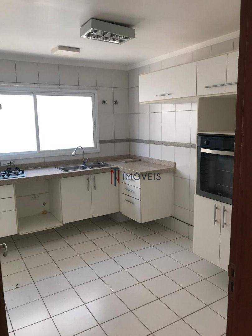 Casa à venda e aluguel com 4 quartos, 209m² - Foto 15