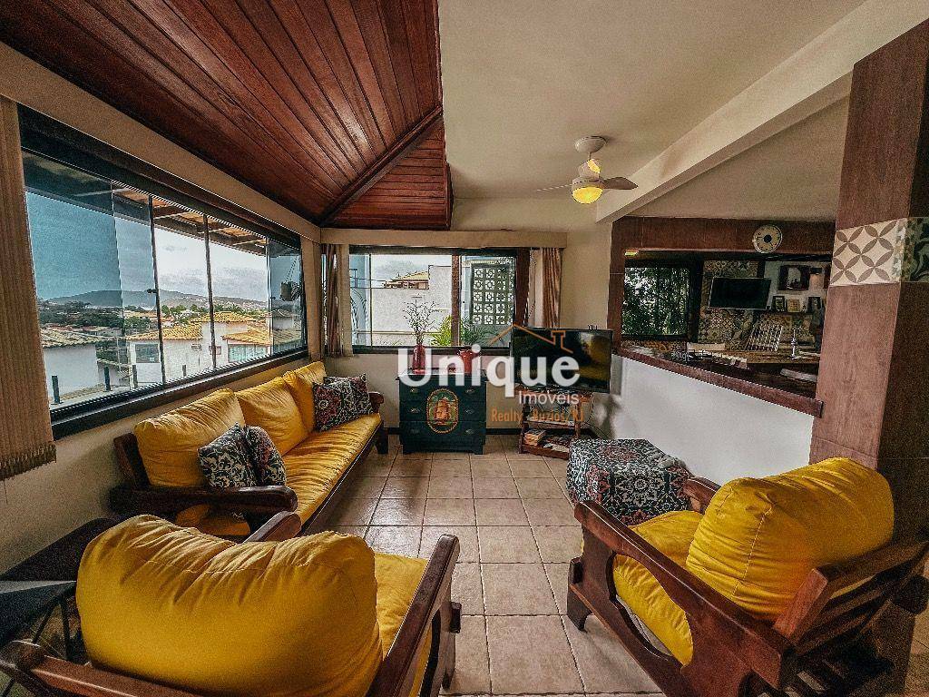 Casa de Condomínio à venda com 4 quartos, 187m² - Foto 2