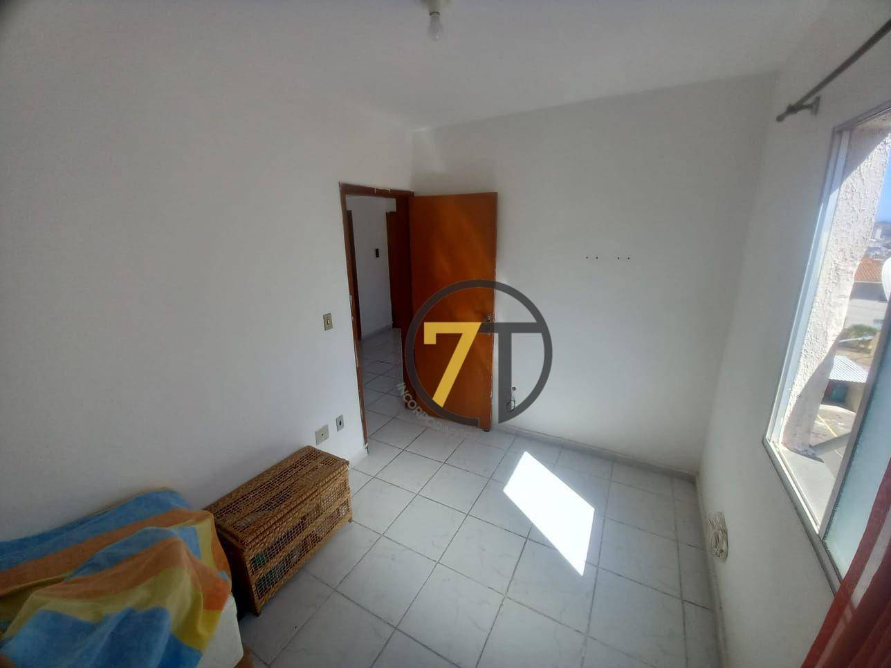 Apartamento à venda com 2 quartos, 60m² - Foto 7