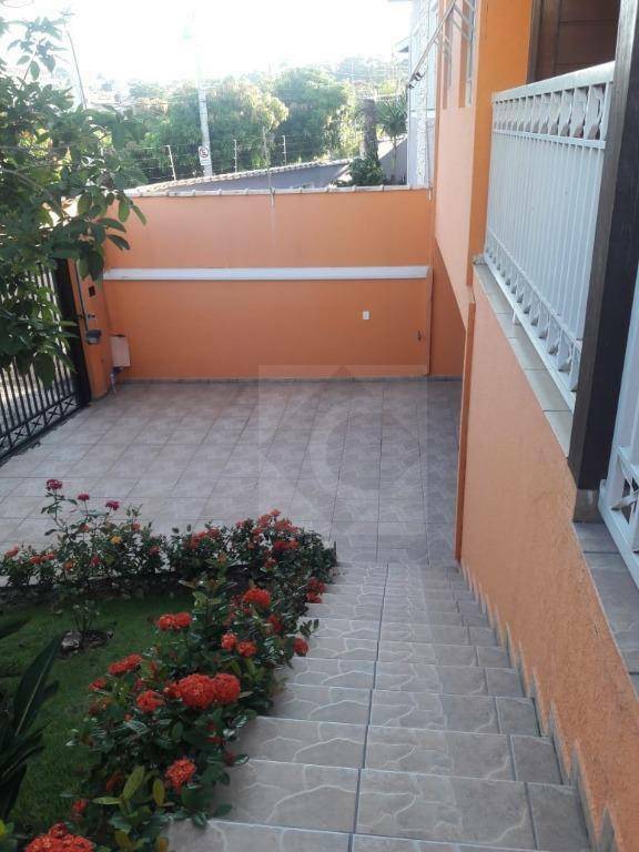 Casa à venda com 3 quartos, 140m² - Foto 18