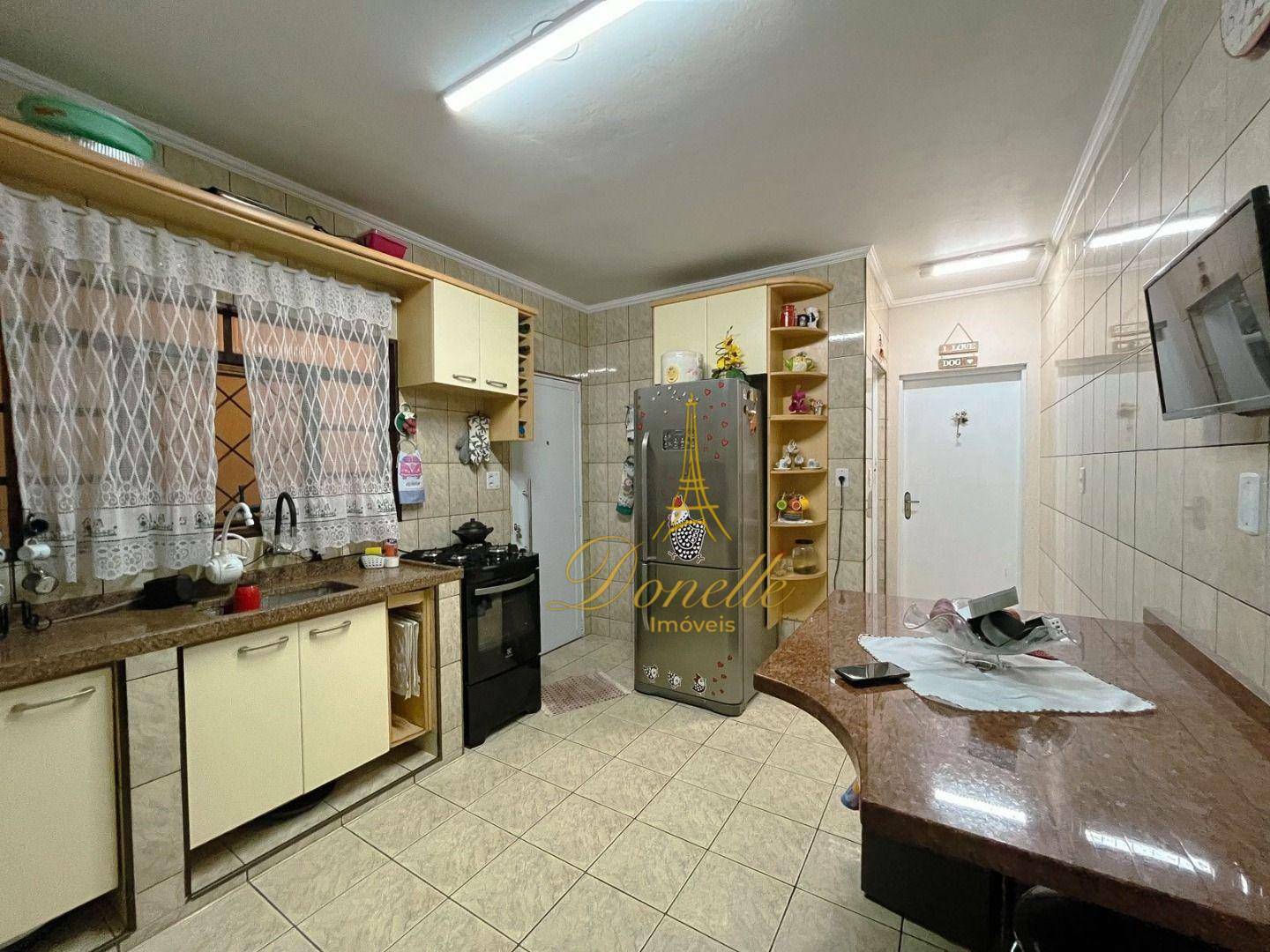 Casa à venda com 2 quartos, 75m² - Foto 6