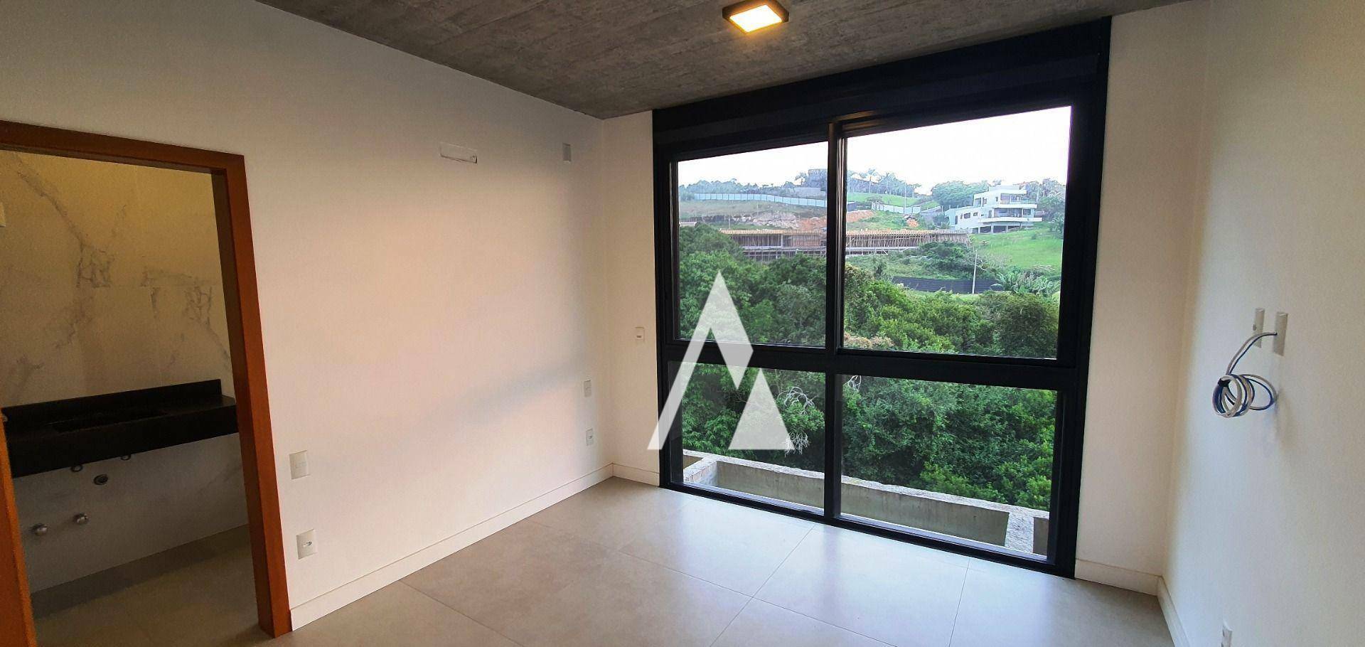 Casa à venda com 3 quartos, 240m² - Foto 33