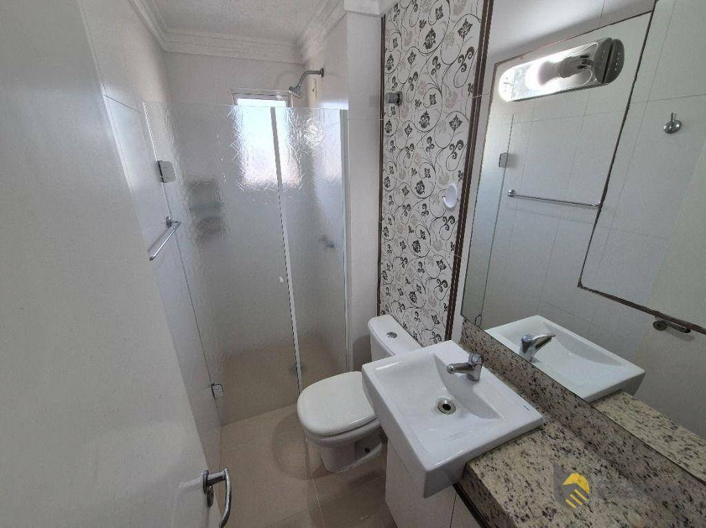 Apartamento para alugar com 2 quartos, 90m² - Foto 19