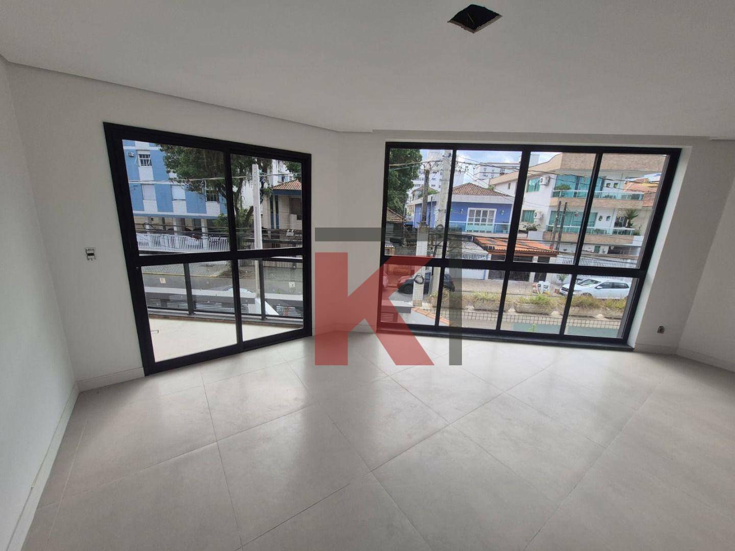 Sobrado à venda com 3 quartos, 215m² - Foto 3