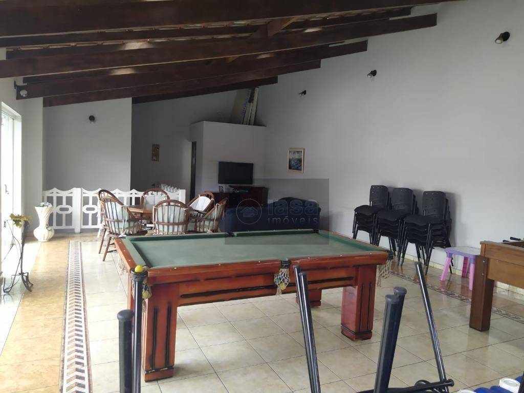 Casa à venda e aluguel com 4 quartos, 380m² - Foto 16