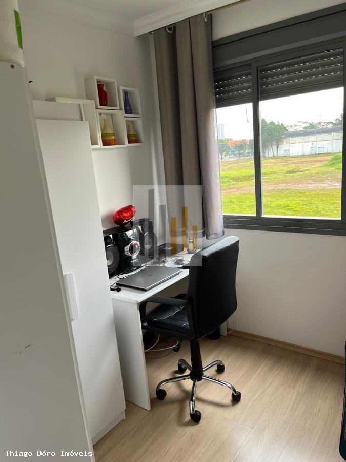 Apartamento à venda com 3 quartos, 58m² - Foto 7