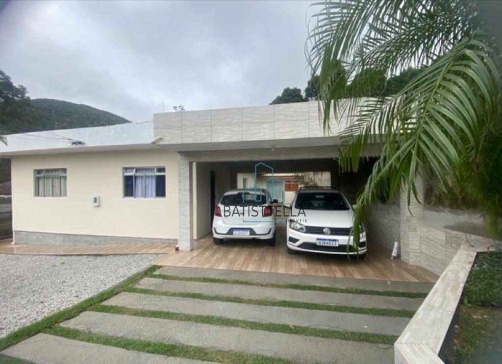 Casa à venda com 3 quartos, 170m² - Foto 1