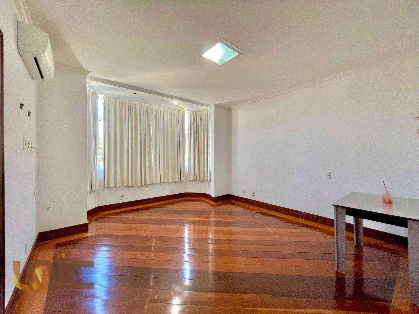 Casa de Condomínio à venda e aluguel com 6 quartos, 256m² - Foto 37