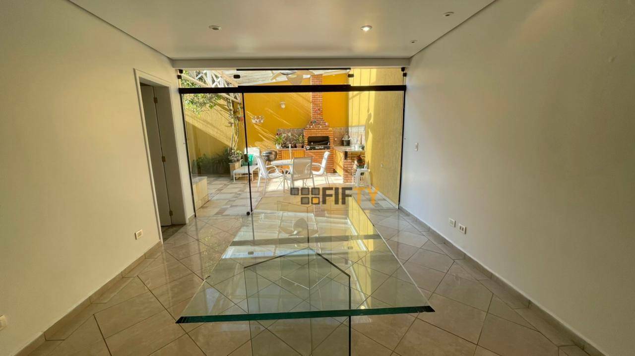 Casa à venda com 4 quartos, 340m² - Foto 4