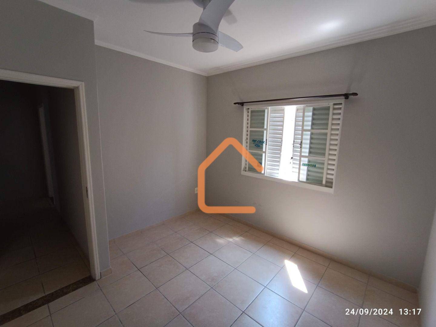 Casa à venda com 3 quartos, 123m² - Foto 17