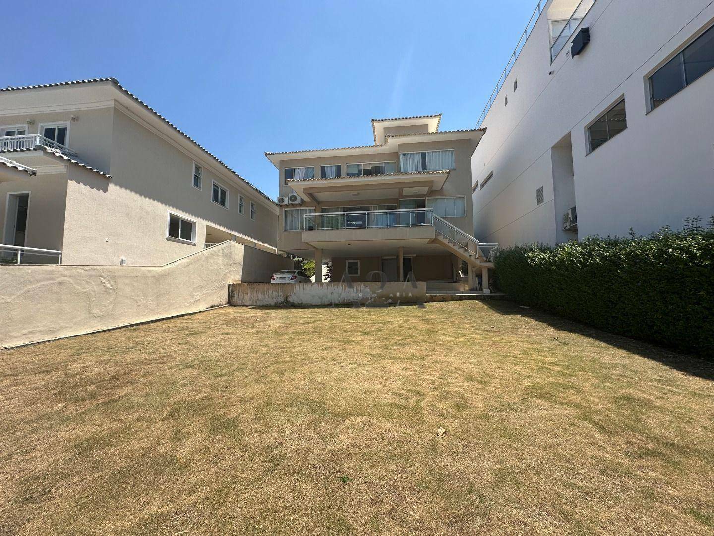 Casa de Condomínio à venda com 4 quartos, 292m² - Foto 5