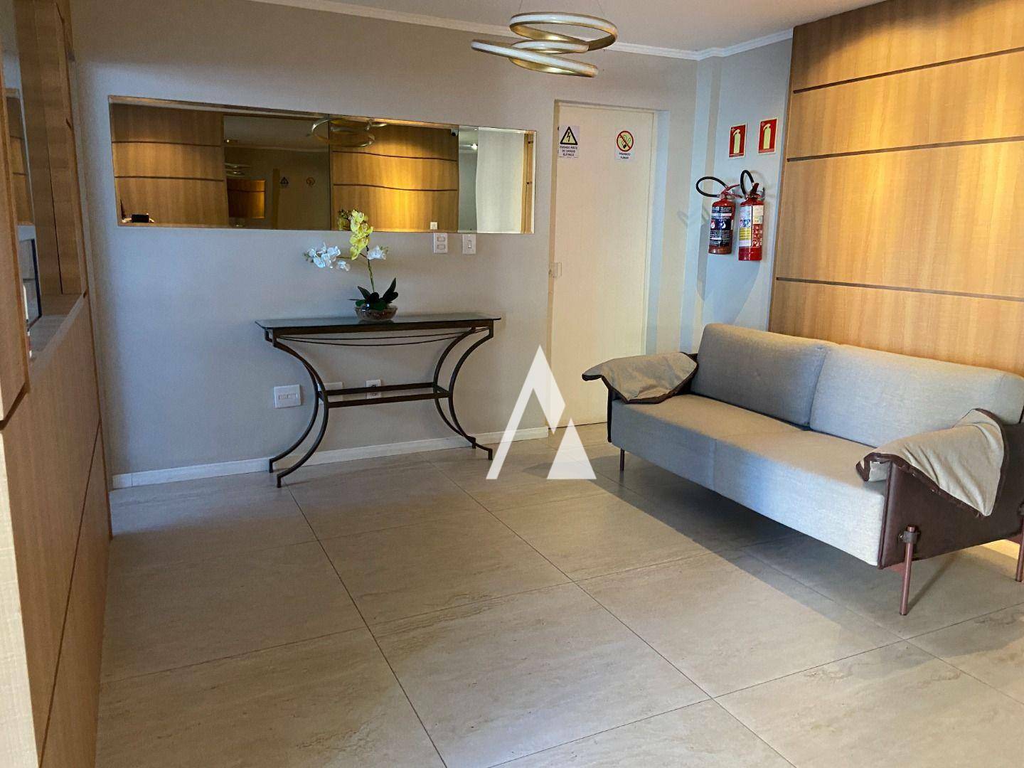 Apartamento à venda com 2 quartos, 71m² - Foto 4