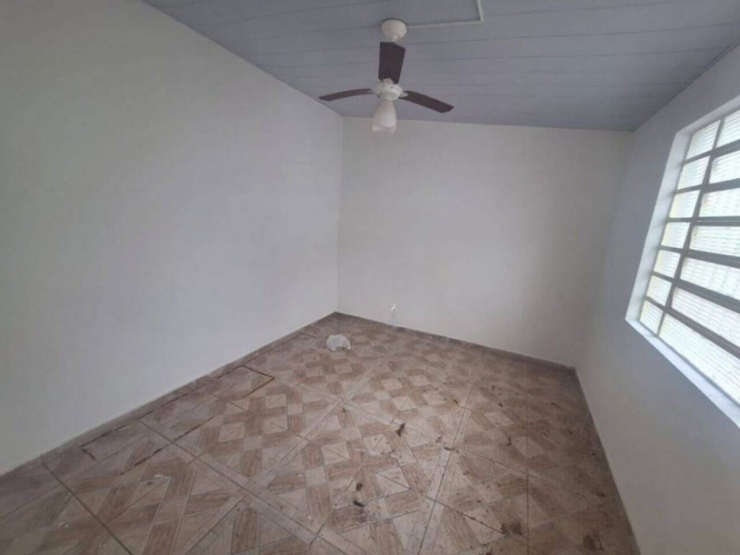 Loja-Salão para alugar com 5 quartos, 200m² - Foto 8