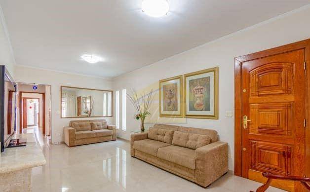 Sobrado à venda com 3 quartos, 260m² - Foto 1