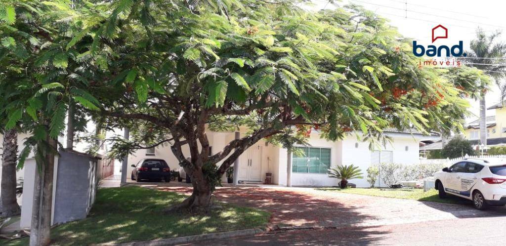 Casa de Condomínio à venda com 4 quartos, 400m² - Foto 1