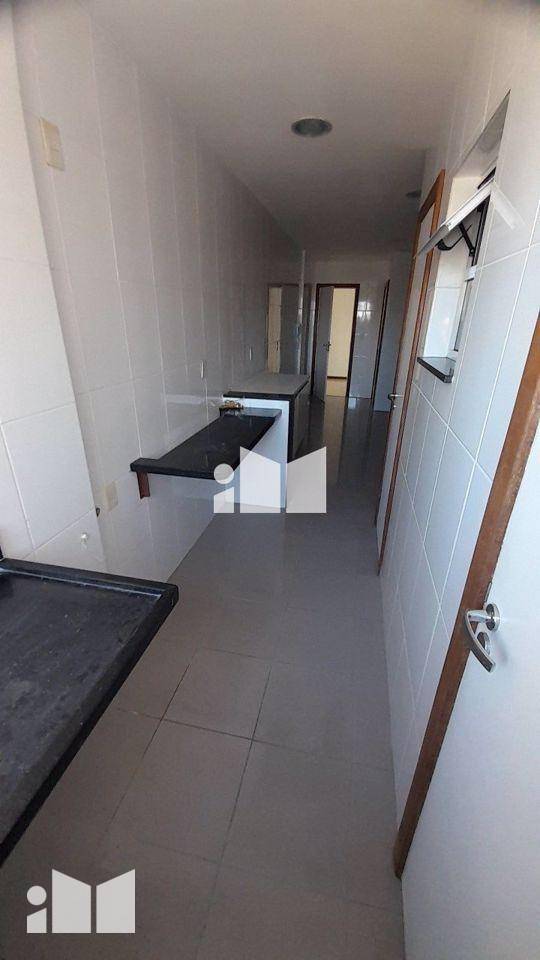 Apartamento à venda com 4 quartos, 157m² - Foto 15