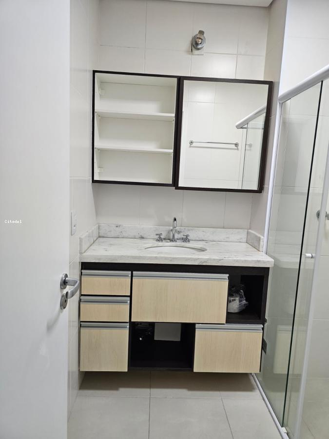 Apartamento à venda com 2 quartos, 95m² - Foto 20