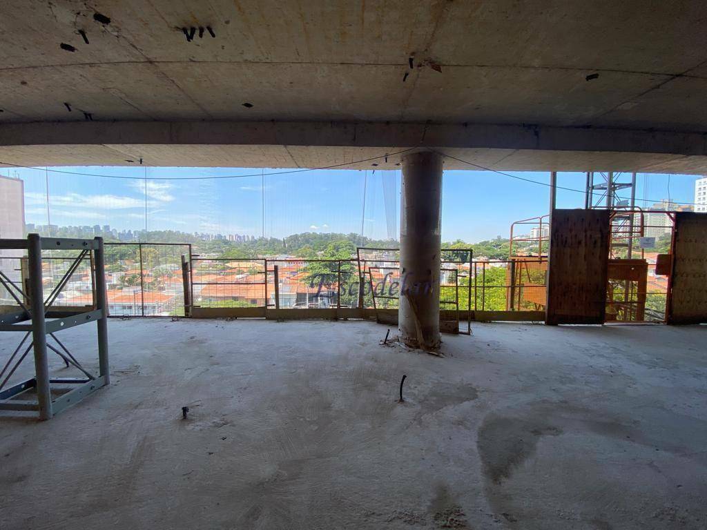 Apartamento à venda com 3 quartos, 229m² - Foto 14