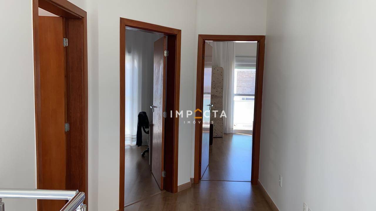 Casa à venda com 3 quartos, 315m² - Foto 6