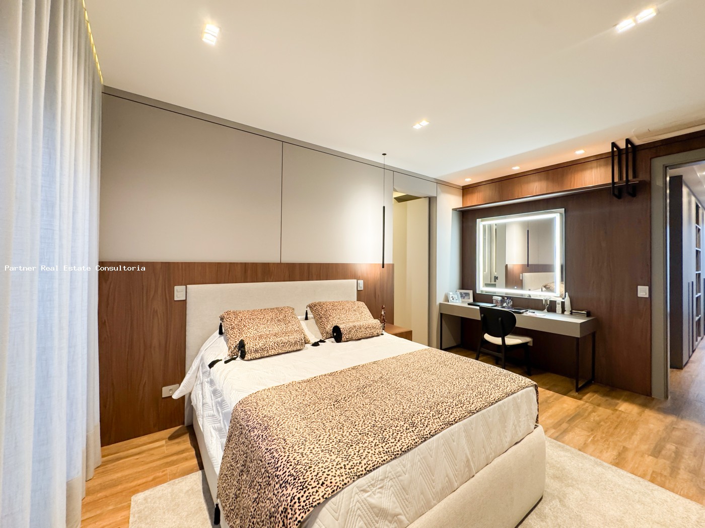 Casa de Condomínio à venda com 5 quartos, 1012m² - Foto 32