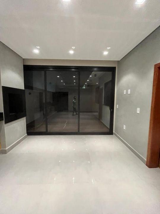 Casa de Condomínio à venda com 2 quartos, 250m² - Foto 8