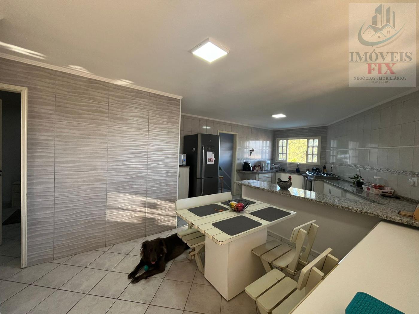 Casa à venda com 3 quartos, 270m² - Foto 29