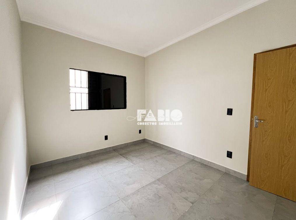 Casa à venda com 3 quartos, 91m² - Foto 5