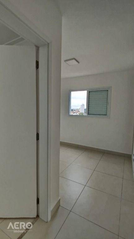 Apartamento para alugar com 1 quarto, 38m² - Foto 11