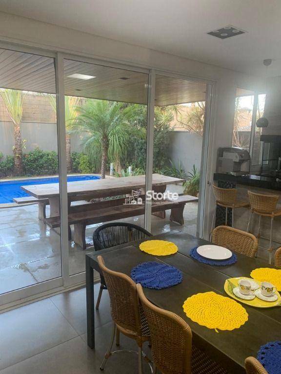 Casa de Condomínio à venda com 4 quartos, 340m² - Foto 10