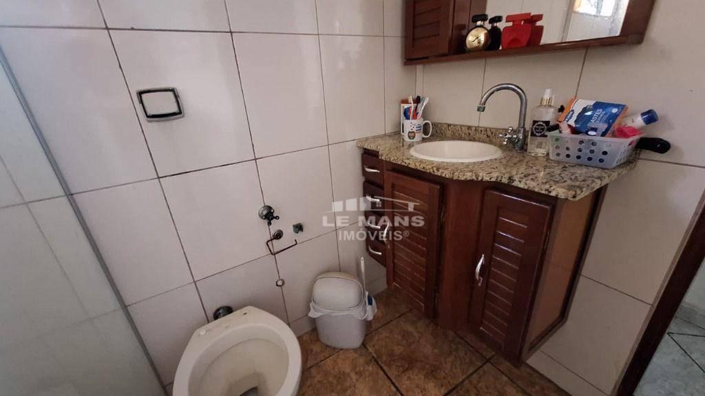 Casa à venda com 4 quartos, 150m² - Foto 22