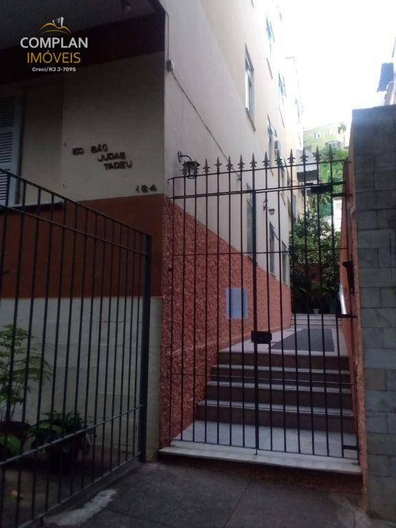 Apartamento à venda com 1 quarto, 38m² - Foto 1