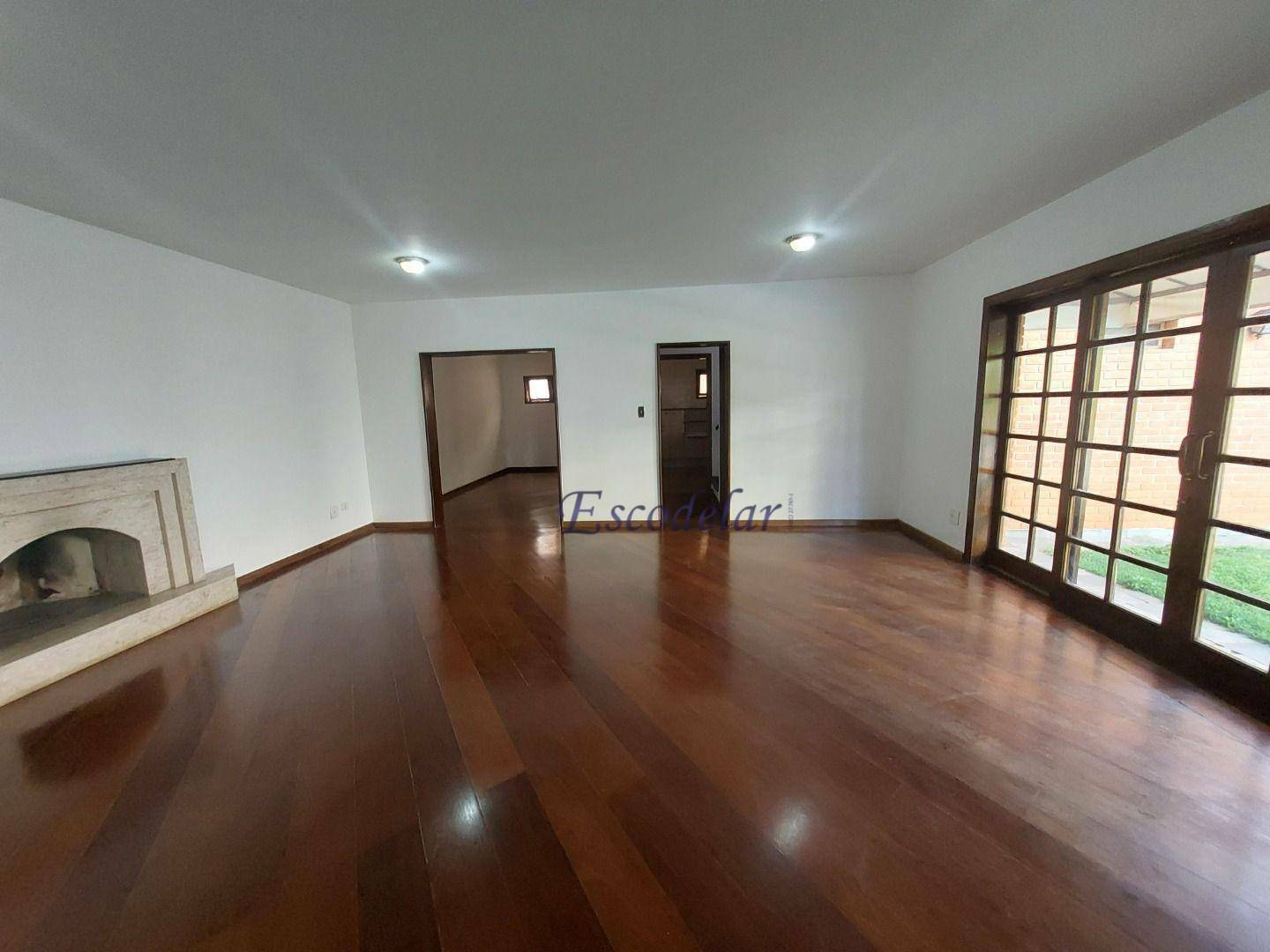 Casa de Condomínio para alugar com 4 quartos, 383m² - Foto 14