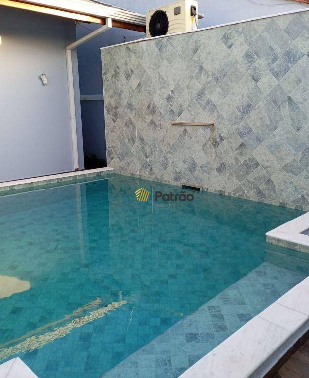 Casa, 3 quartos, 280 m² - Foto 3